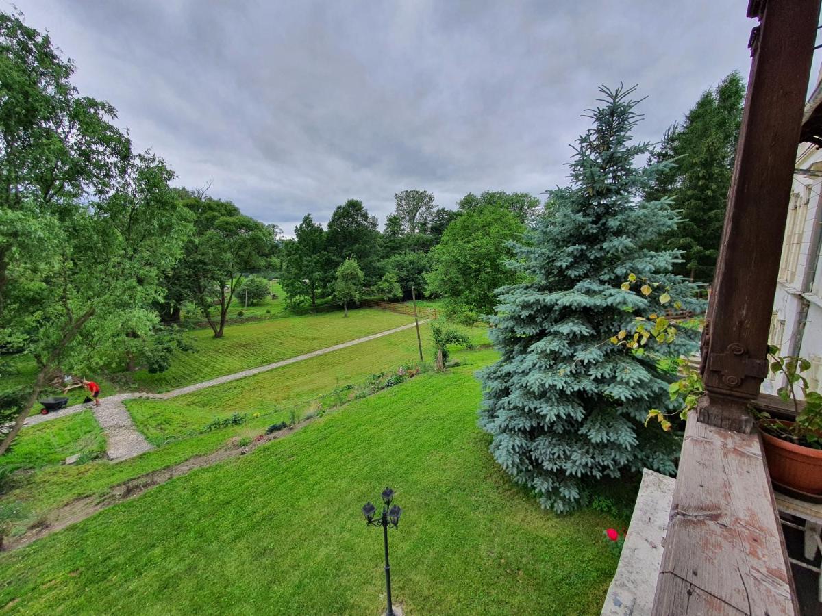 Palac Lawica- Splywy Przelomem Bardzkim Klodzko Bagian luar foto