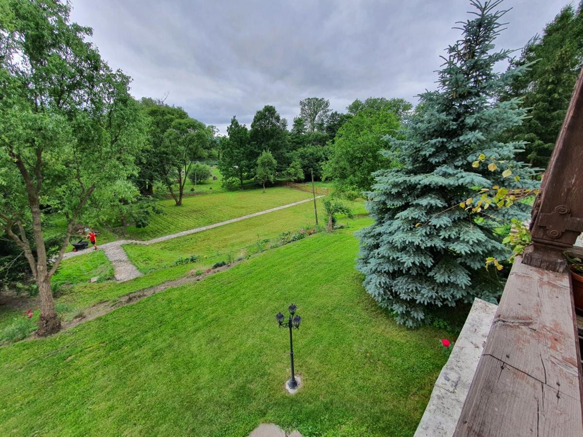 Palac Lawica- Splywy Przelomem Bardzkim Klodzko Bagian luar foto