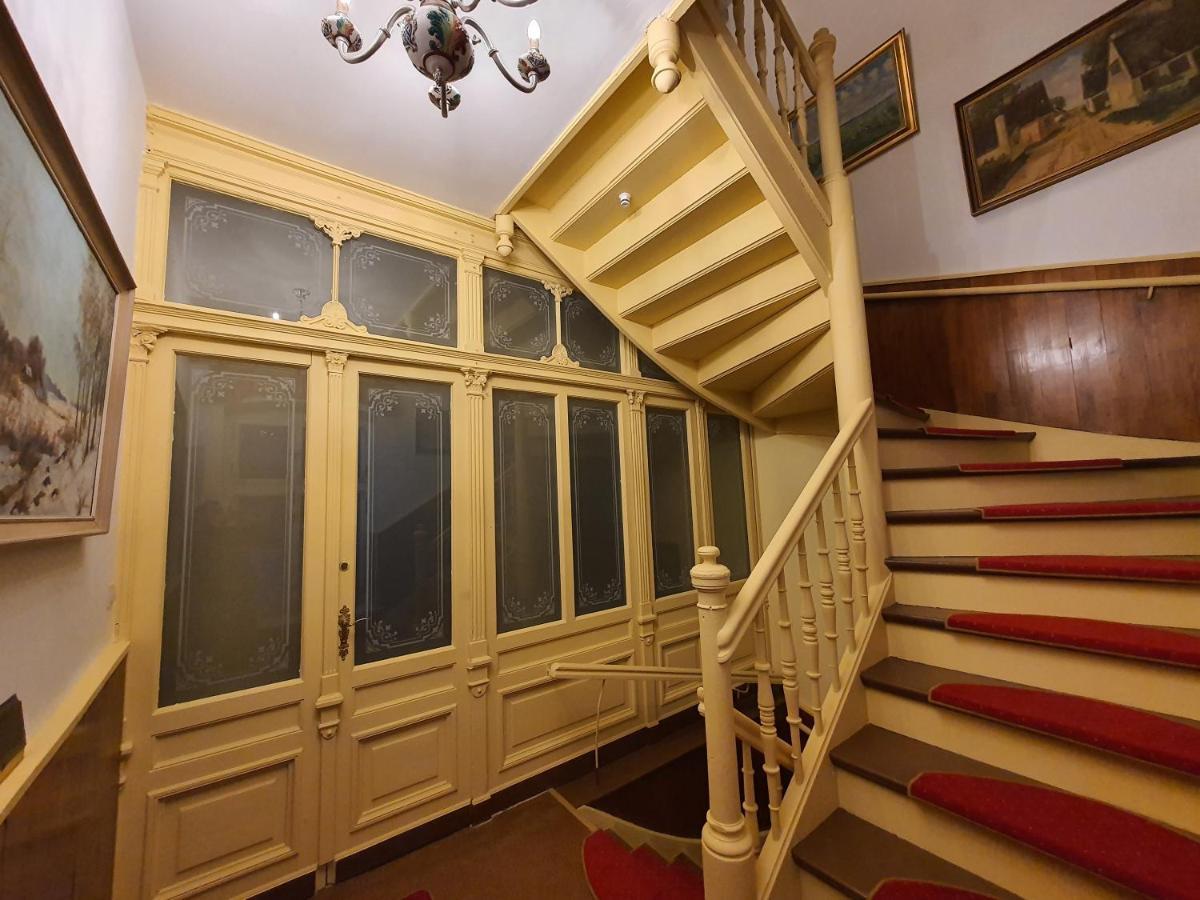 Palac Lawica- Splywy Przelomem Bardzkim Klodzko Bagian luar foto