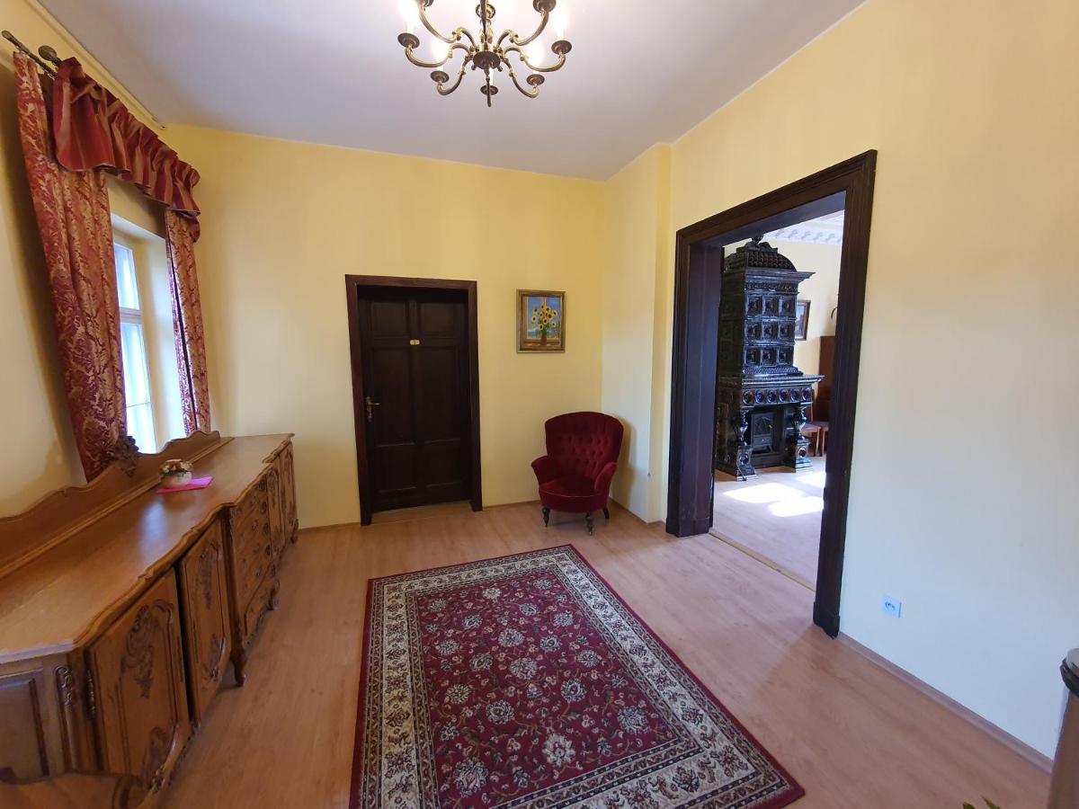 Palac Lawica- Splywy Przelomem Bardzkim Klodzko Bagian luar foto